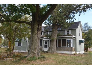 Property photo 8 - REAL ESTATE AUCTION - 7 ACRE FARMSTEAD OFFERED IN 2 TRACTS OR COMBINATION IN EASTERN ALLEN COUNTY